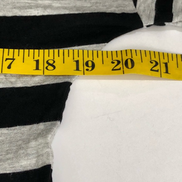 Pink Rose Back Lace Detail 3/4 Sleeve Tee L - Picture 6 of 8